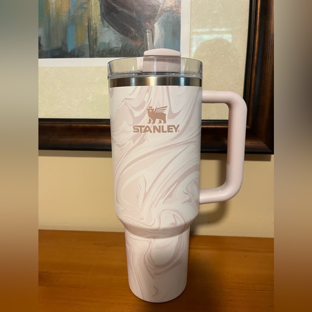 Pink Marble Stanley waterbottle